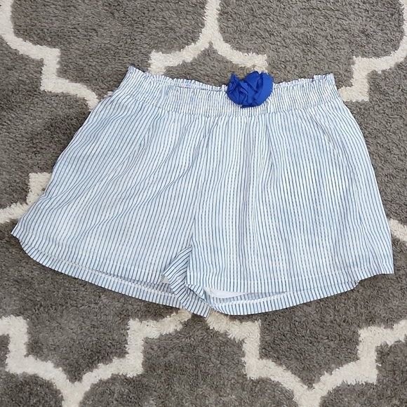 Striped shorts - Picture 4 of 4